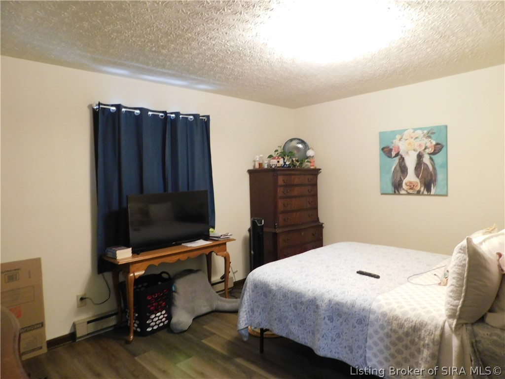 10 Campbell Court Property Photo 18