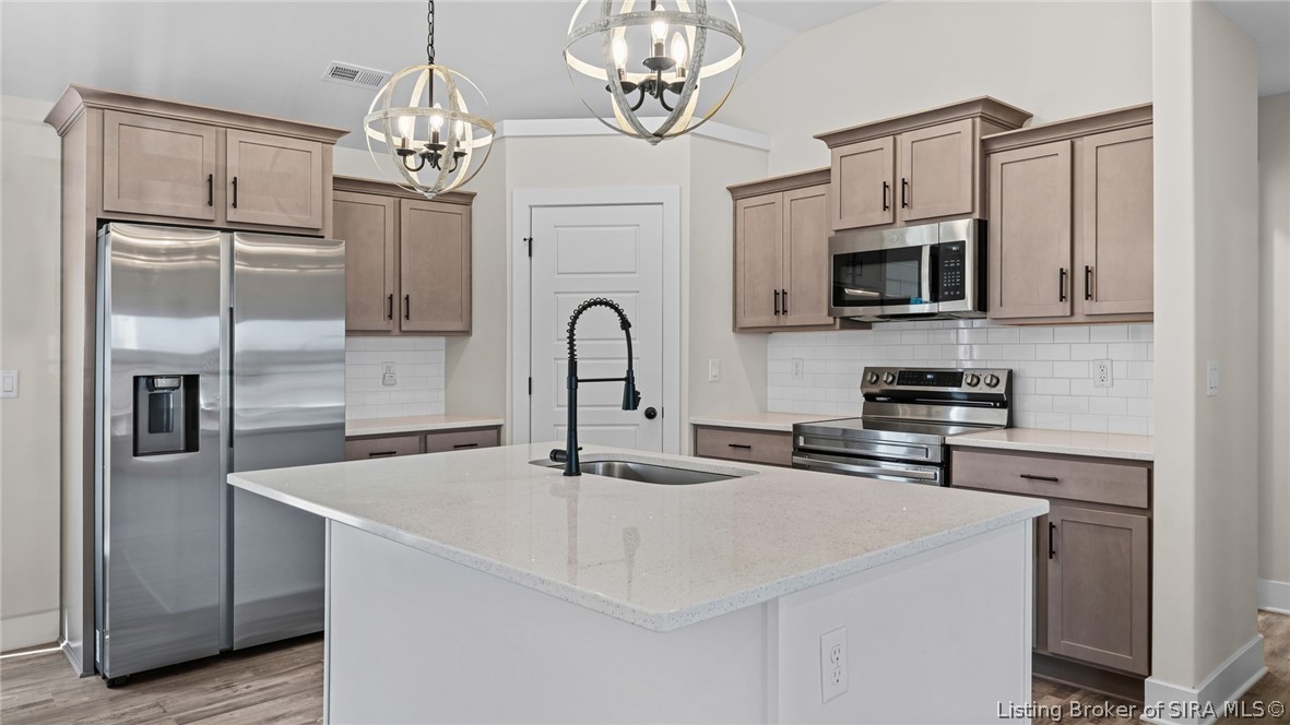 904 Rockabilly Court Property Photo 8