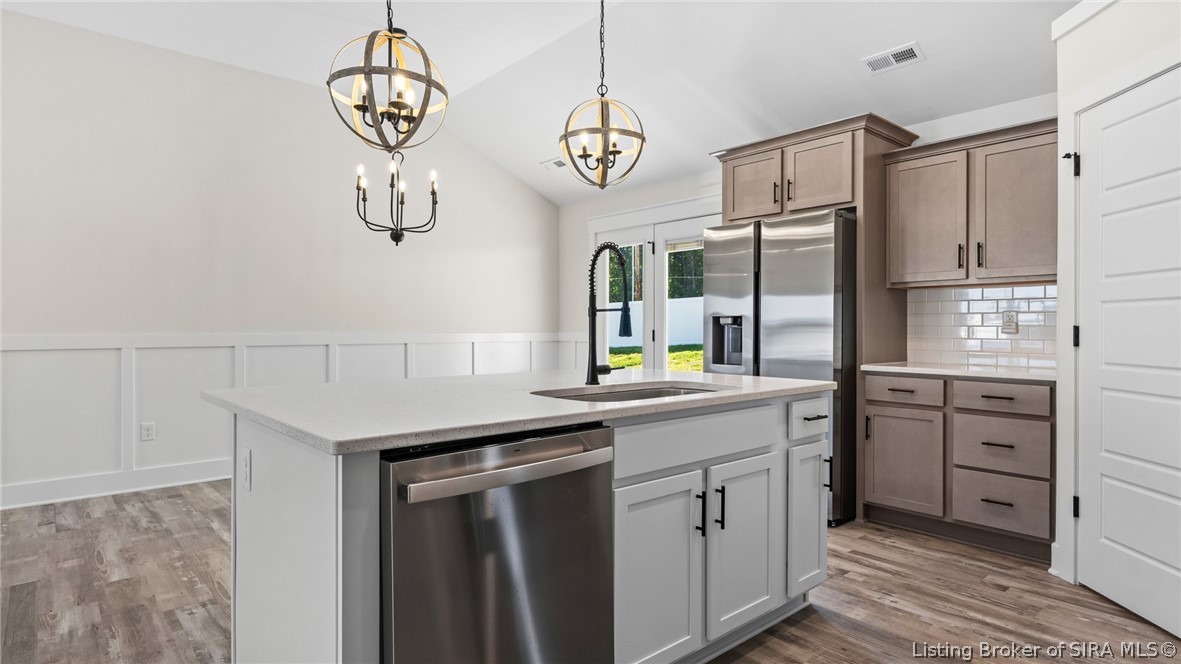904 Rockabilly Court Property Photo 10