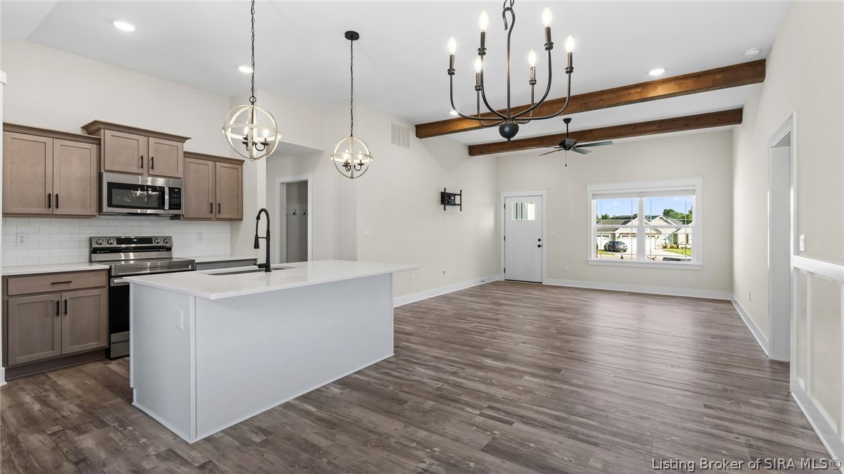 904 Rockabilly Court Property Photo 11