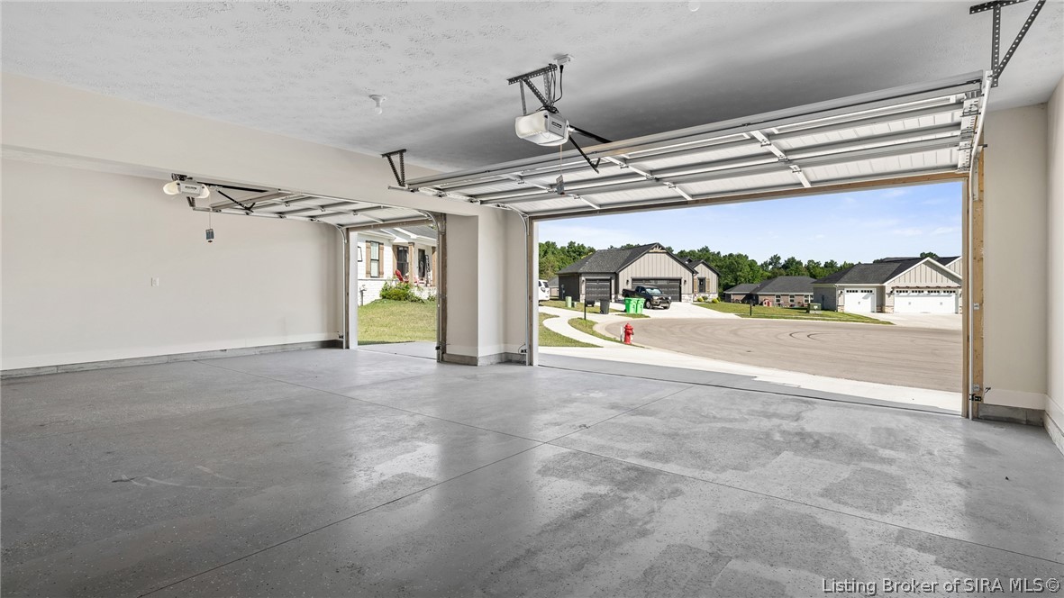 904 Rockabilly Court Property Photo 28