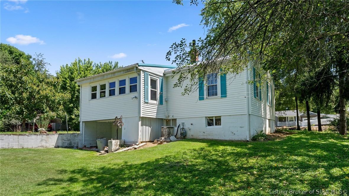 814 N College Avenue Property Photo 4