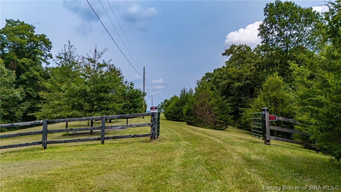 3668 W Saluda Hill Road Property Photo 3
