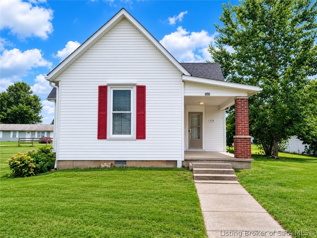 929 S Main Street Property Photo 1