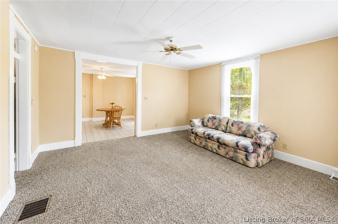 929 S Main Street Property Photo 6