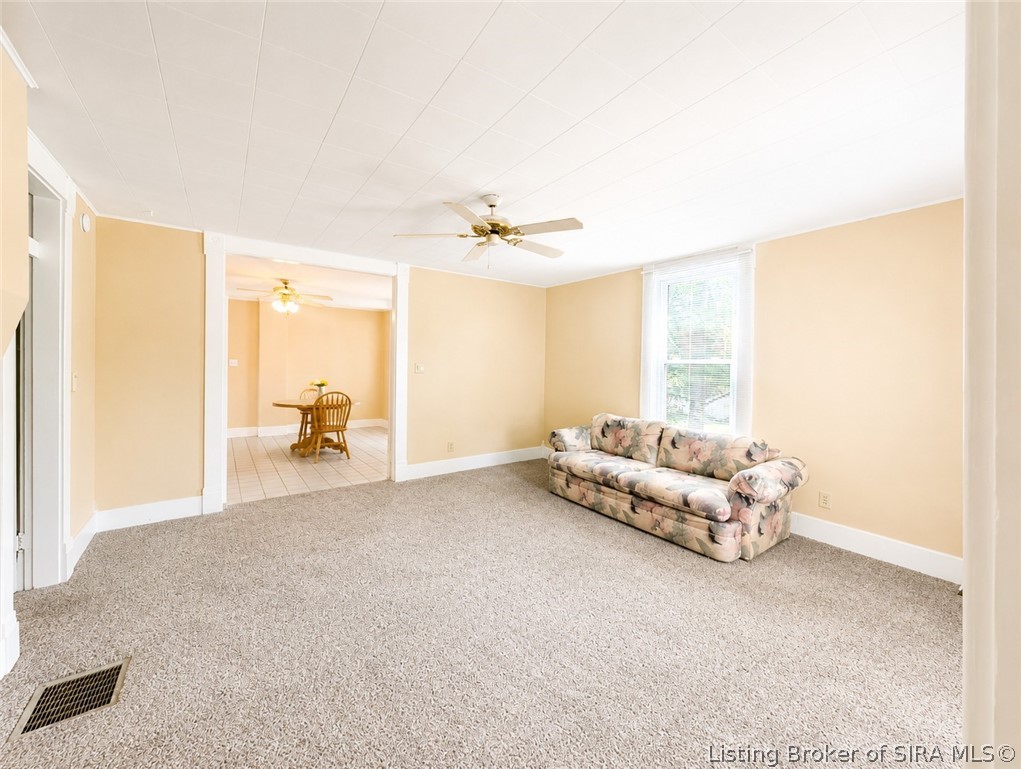 929 S Main Street Property Photo 7