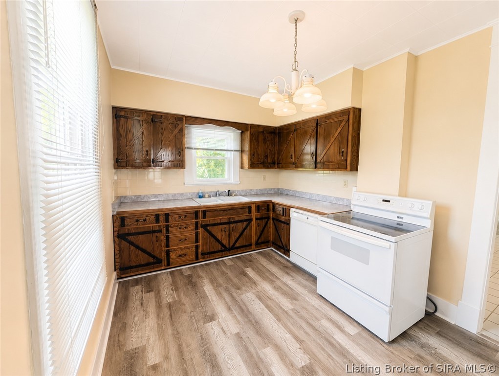 929 S Main Street Property Photo 20