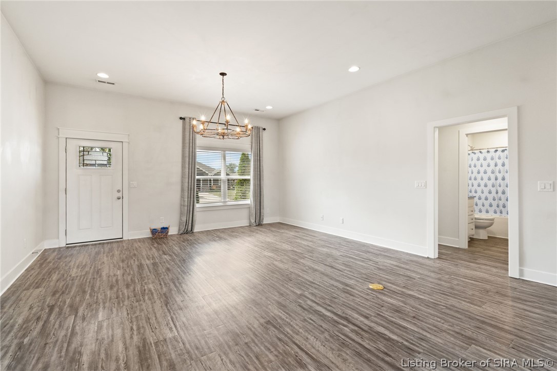 5658 Covington Drive Property Photo 10