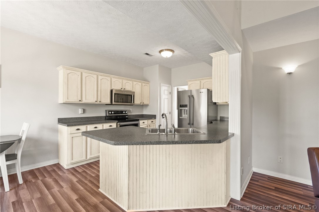 4219 Limestone Trace Property Photo 8