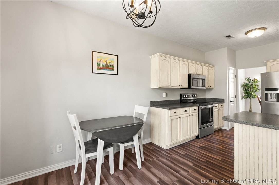 4219 Limestone Trace Property Photo 12