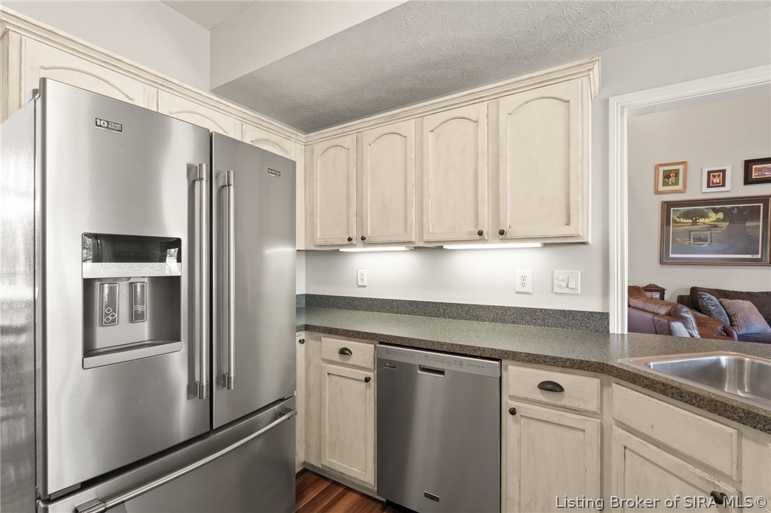 4219 Limestone Trace Property Photo 15