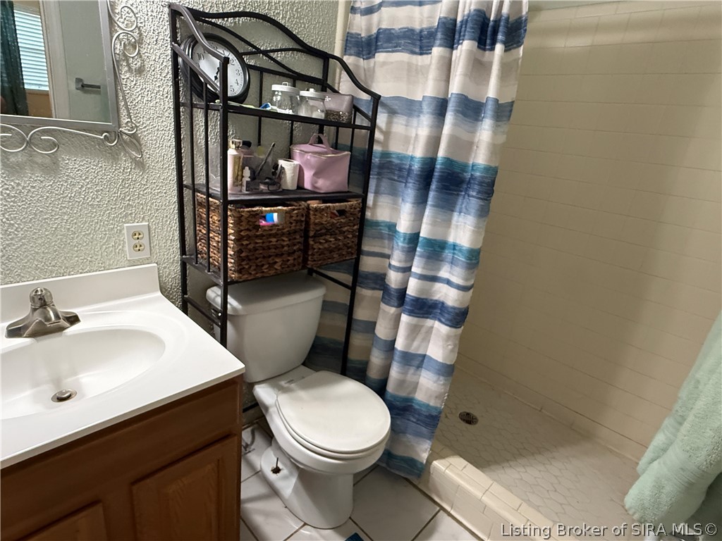 1018 Castlewood Drive Property Photo 15