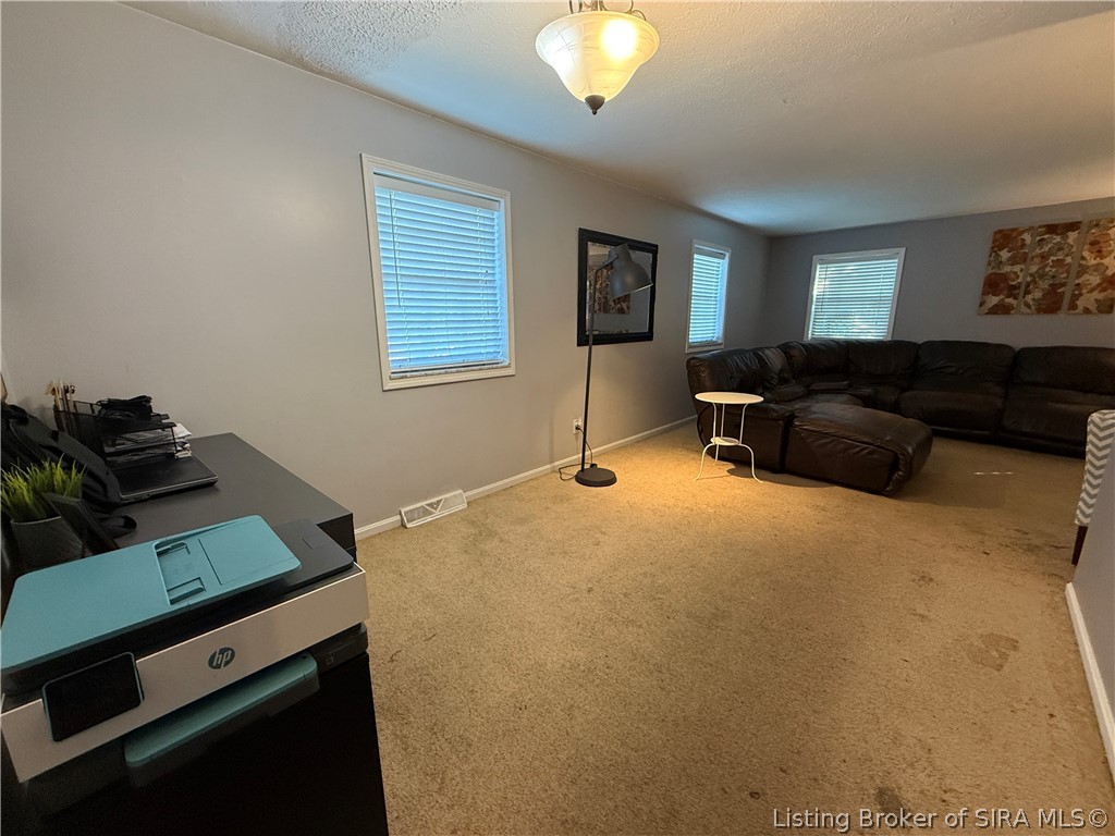 1018 Castlewood Drive Property Photo 24