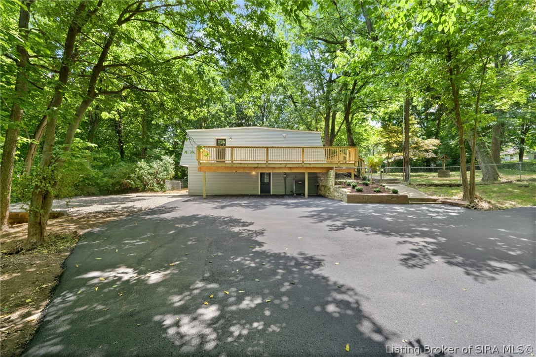 2540 E Oak Street Property Photo 7