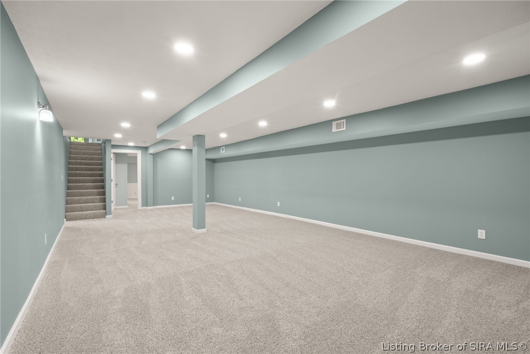 2540 E Oak Street Property Photo 33