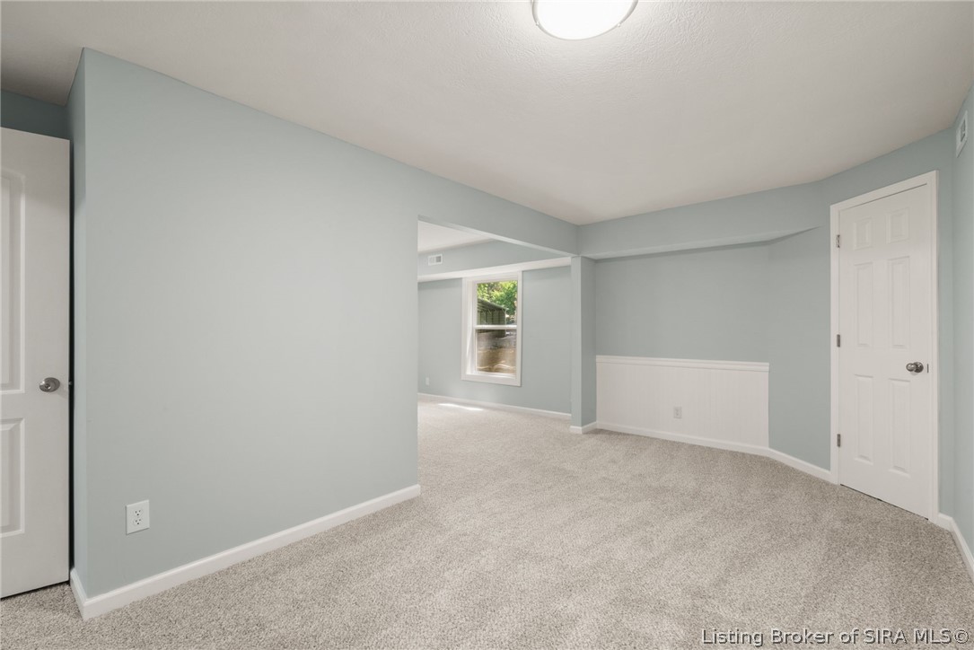 2540 E Oak Street Property Photo 35