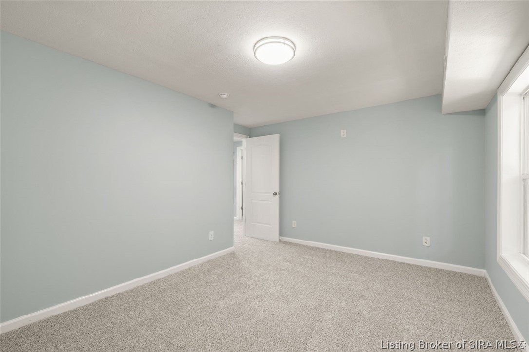 2540 E Oak Street Property Photo 40