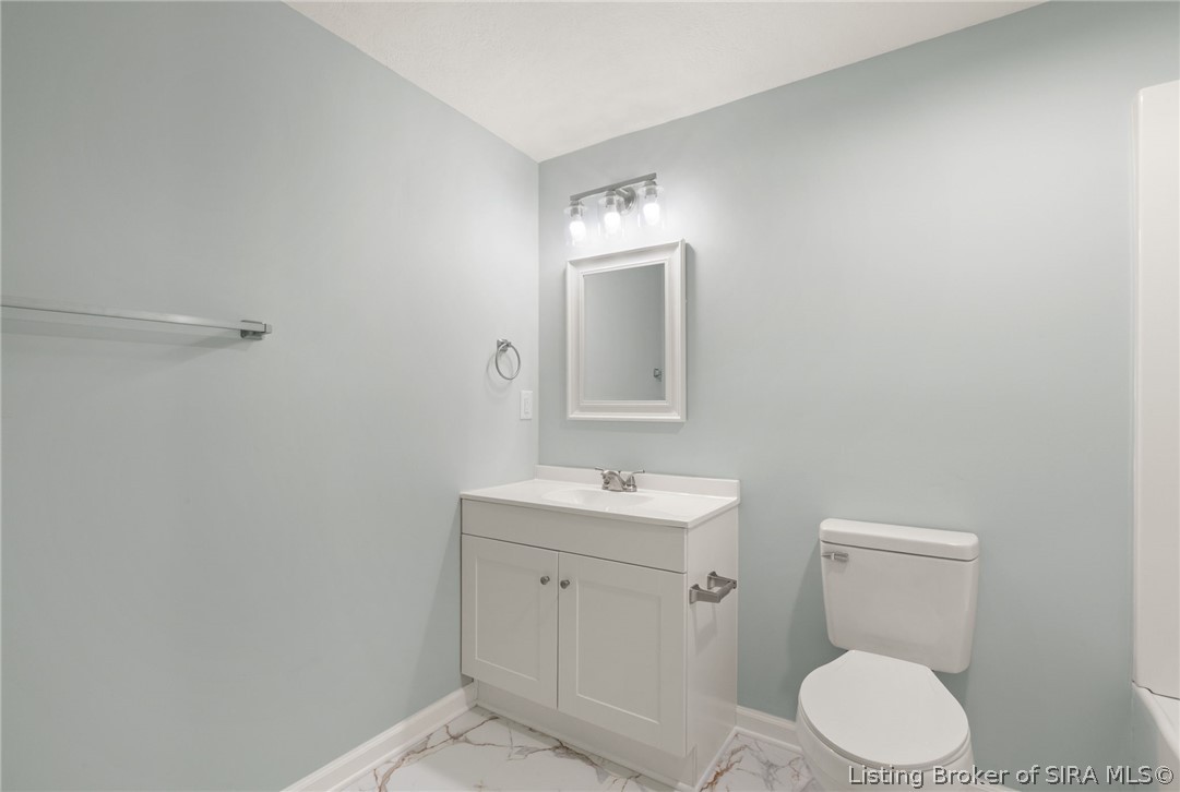 2540 E Oak Street Property Photo 46