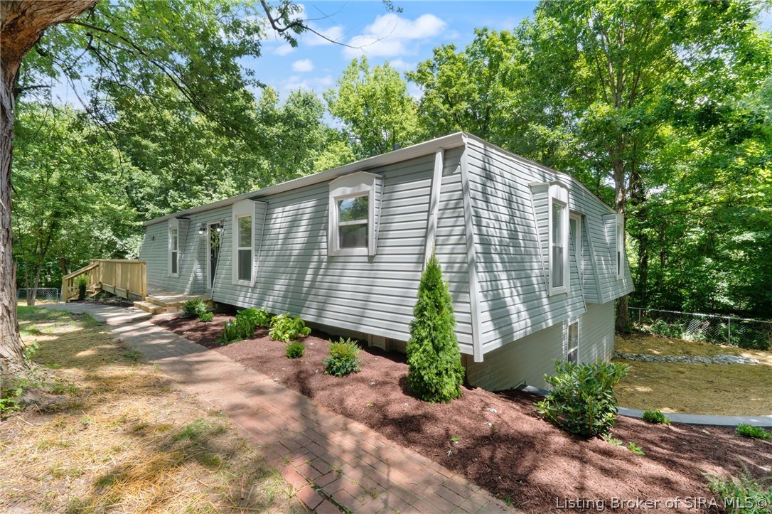 2540 E Oak Street Property Photo 59