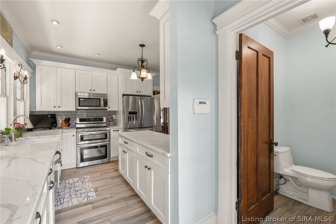 140 E High Street Property Photo 17