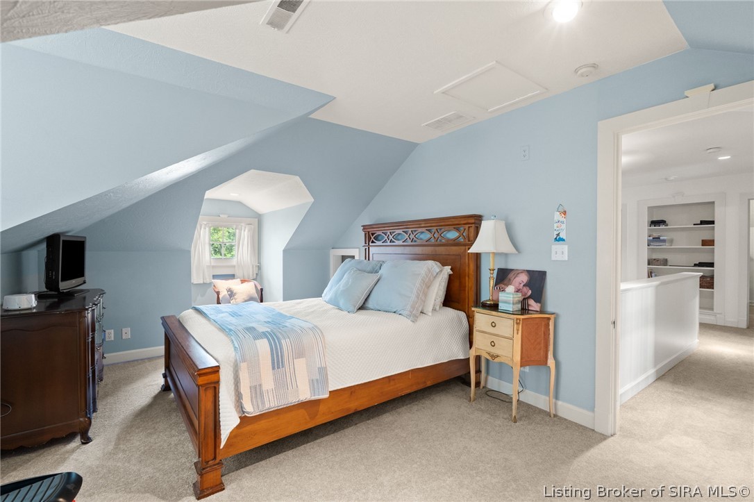 140 E High Street Property Photo 41