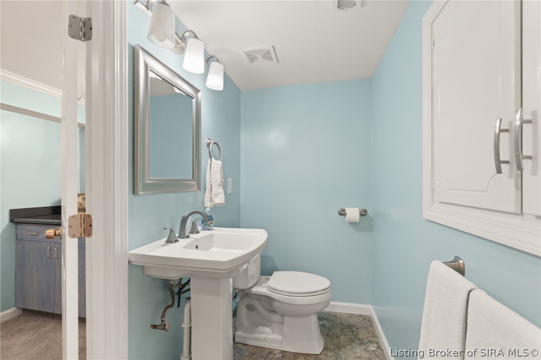 140 E High Street Property Photo 55