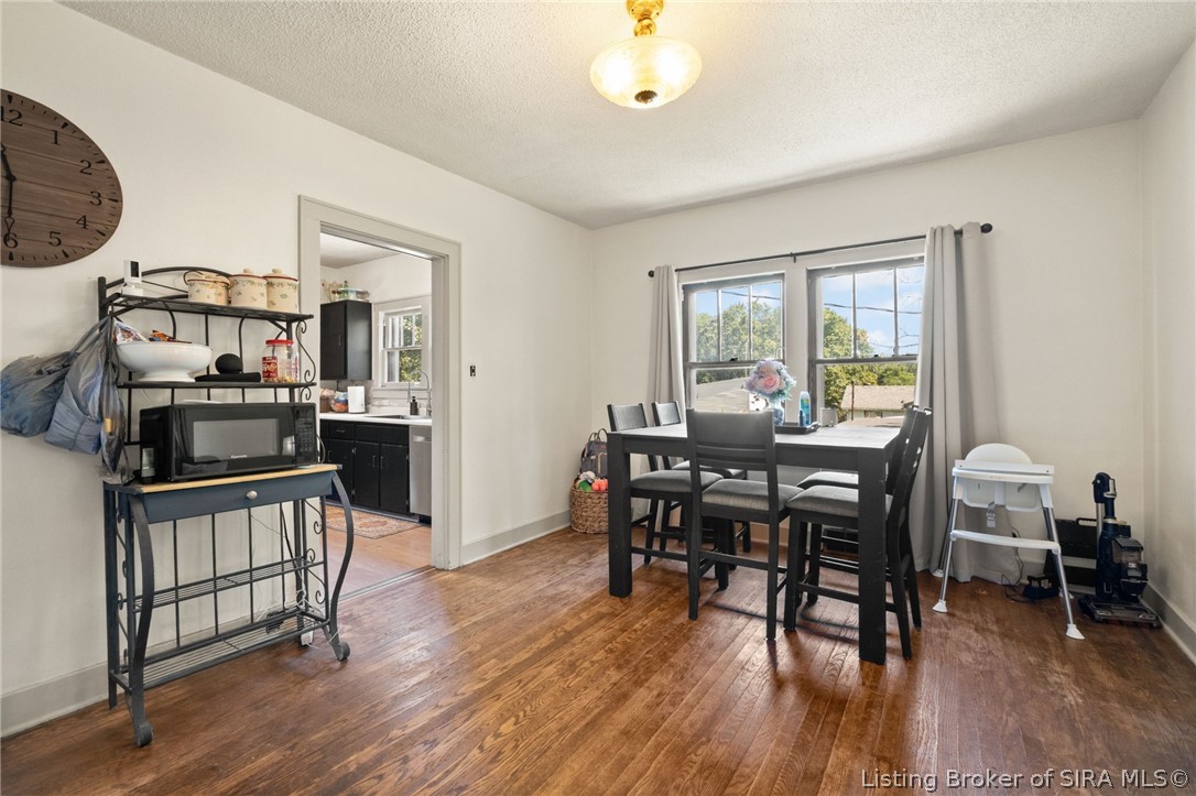 722 W 7th Street Property Photo 10