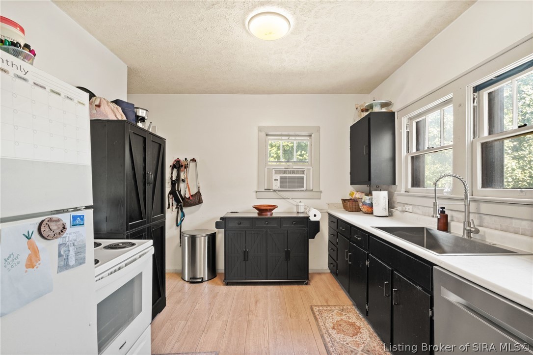 722 W 7th Street Property Photo 12