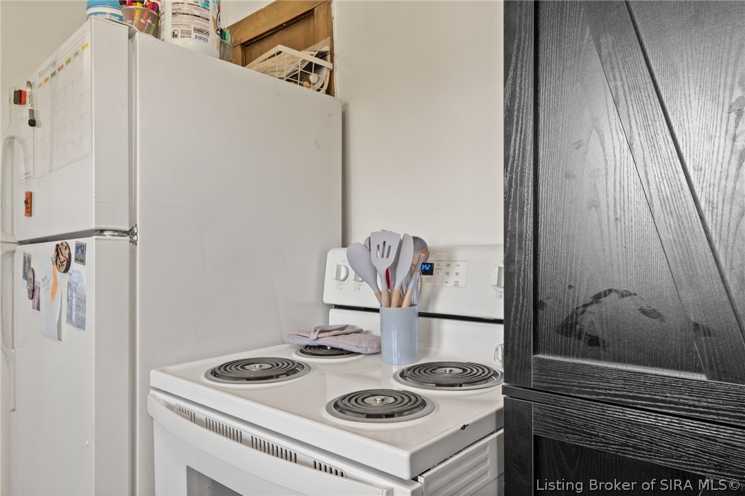 722 W 7th Street Property Photo 19