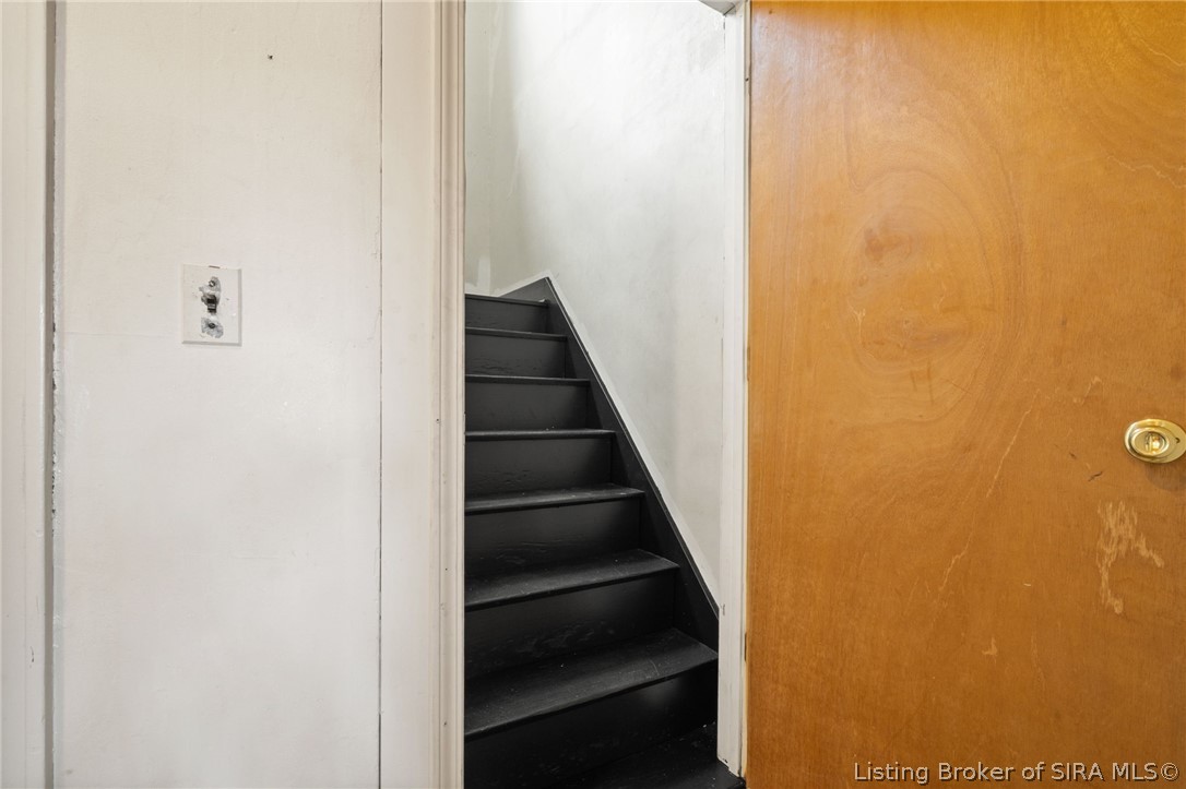 722 W 7th Street Property Photo 26