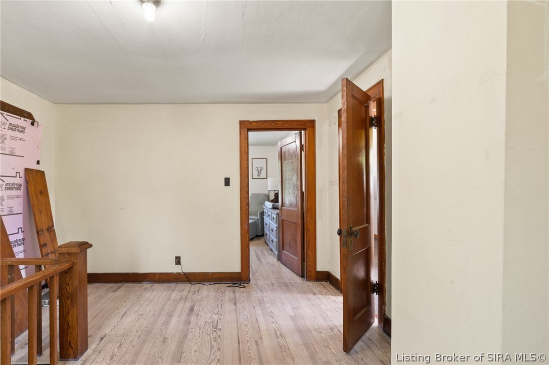 722 W 7th Street Property Photo 27