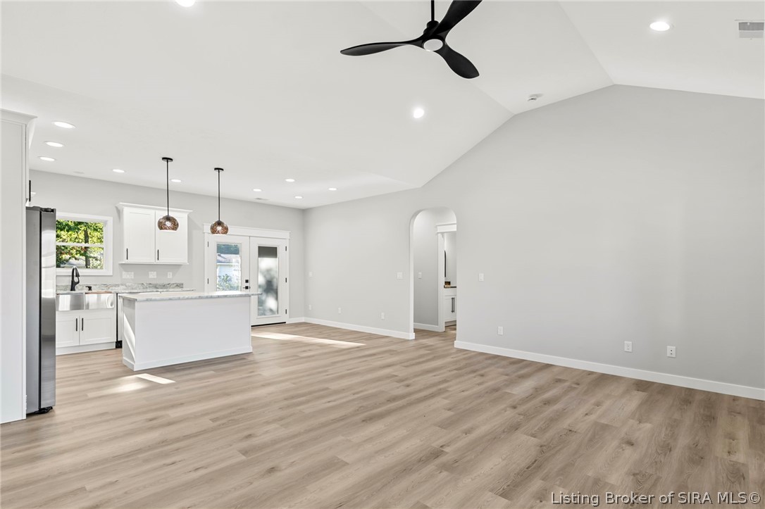 20 S West Paine Street Property Photo 4