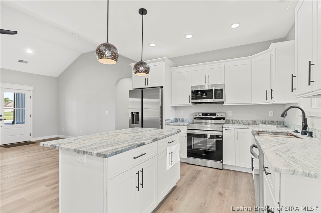 20 S West Paine Street Property Photo 7