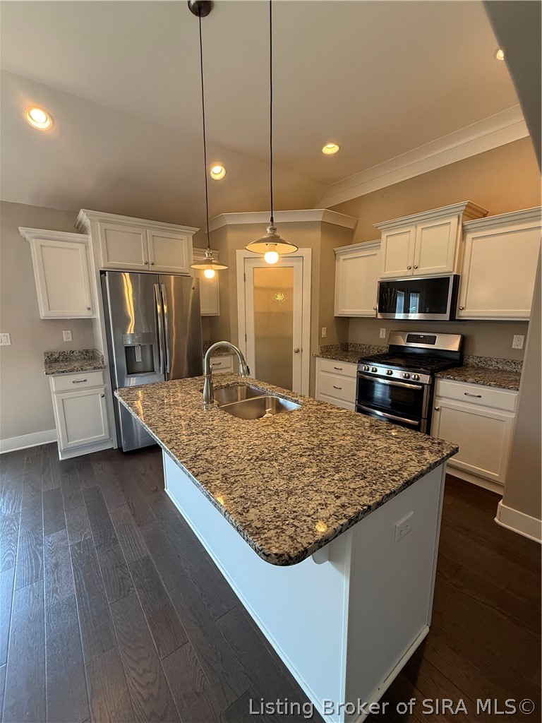 5834 Hartford Lane Property Photo 11