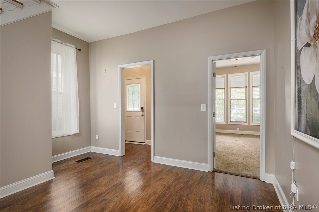 617 E Elm Street Property Photo 4