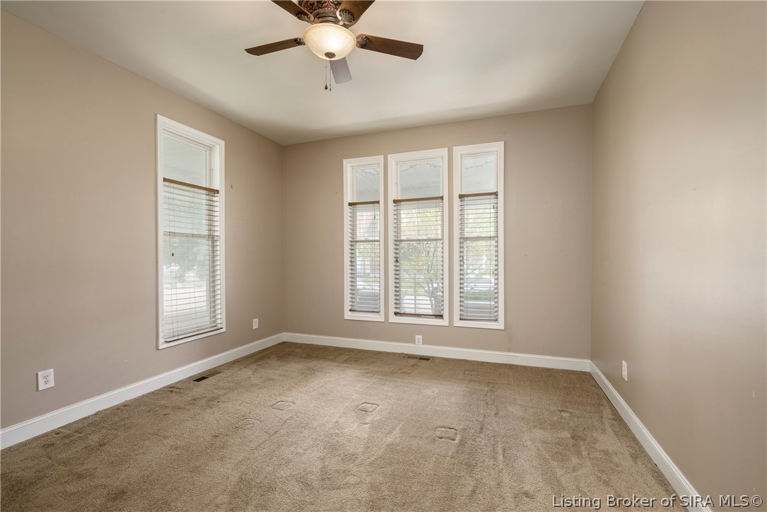 617 E Elm Street Property Photo 16