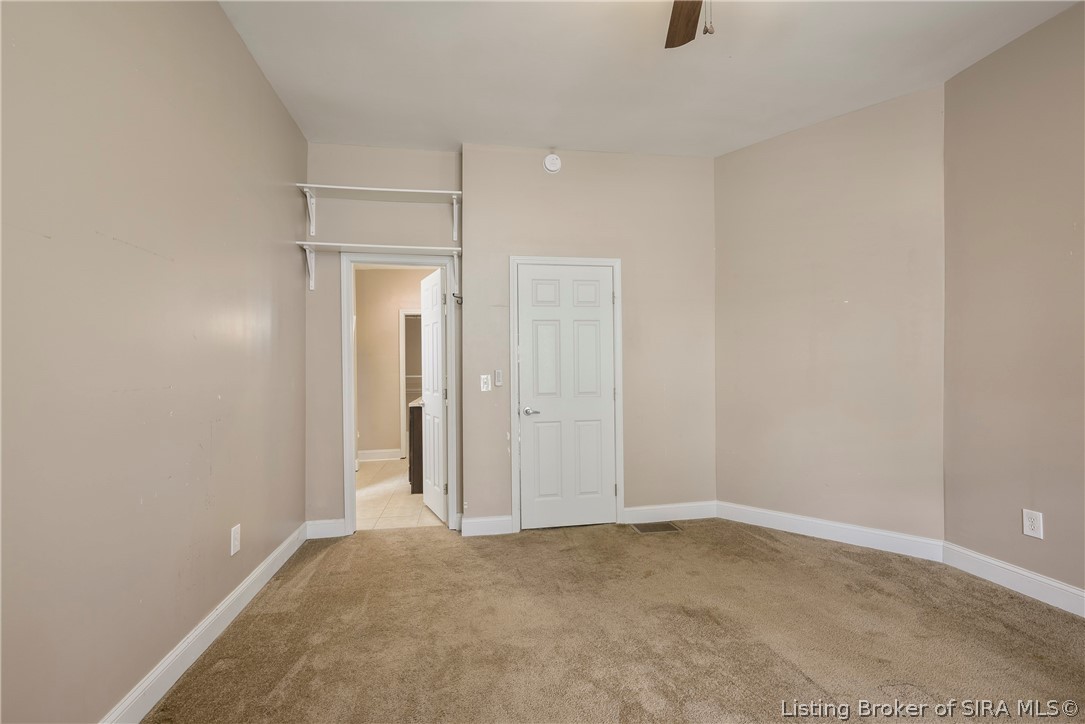 617 E Elm Street Property Photo 17