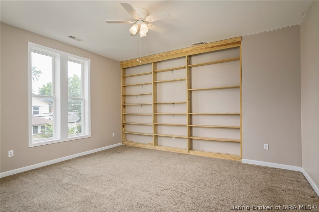 617 E Elm Street Property Photo 20