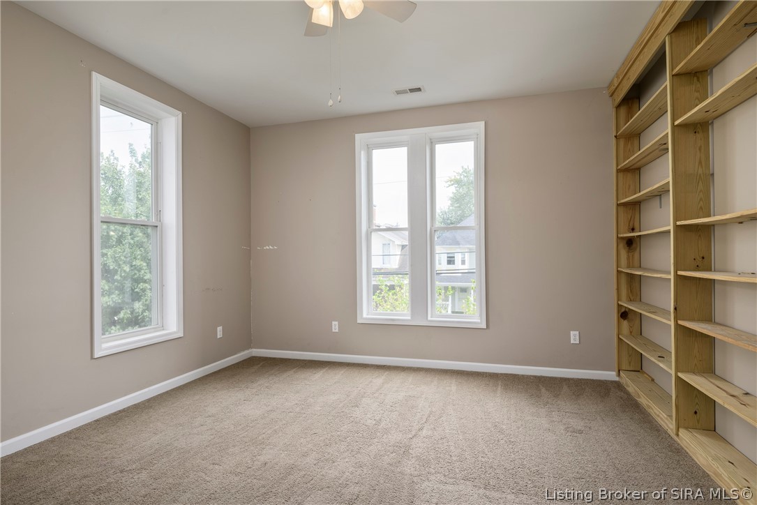 617 E Elm Street Property Photo 21