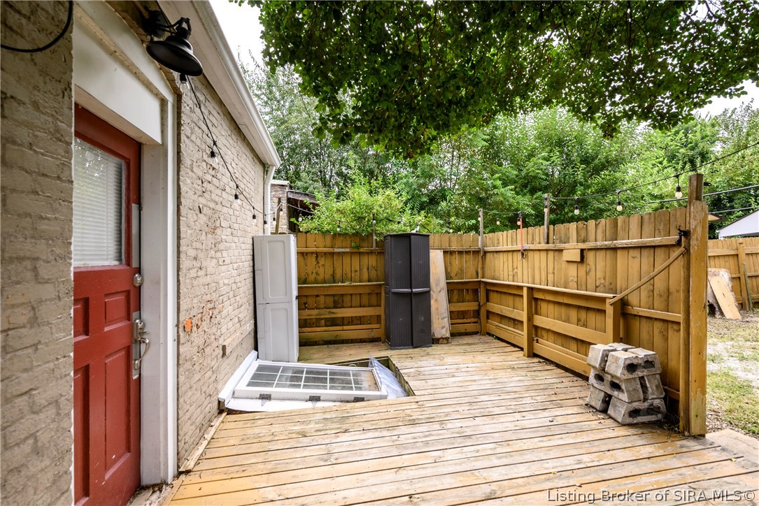 617 E Elm Street Property Photo 30