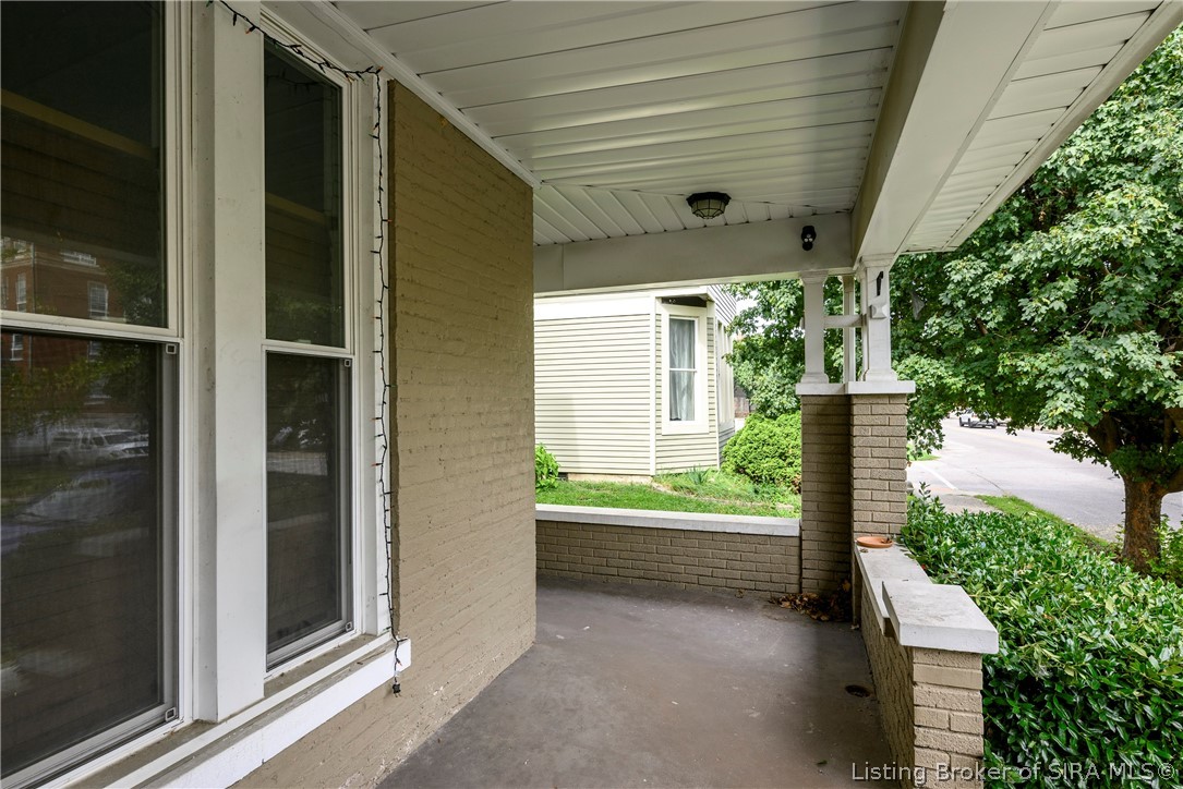 617 E Elm Street Property Photo 36