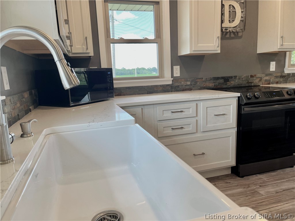 3002 S Hanover Saluda Road Property Photo 6