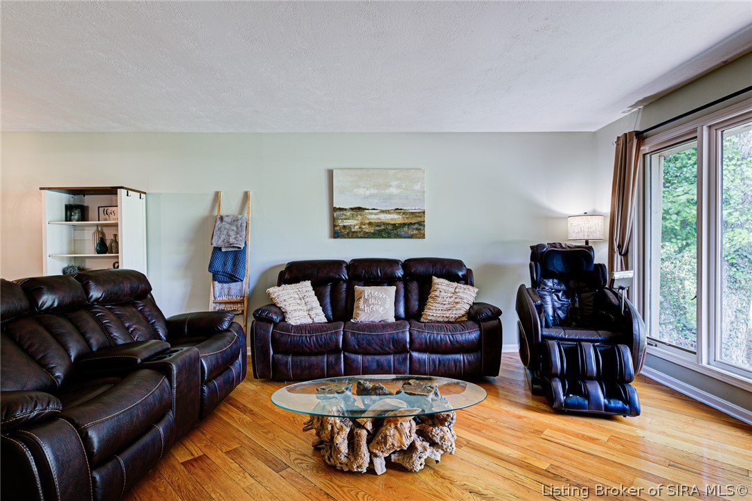1525 Highway 335 Ne Property Photo 20