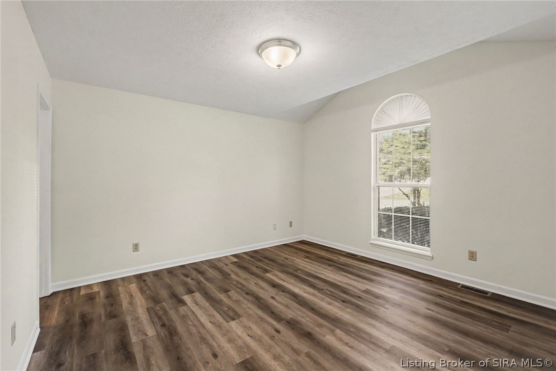 3014 Gardner Boulevard Property Photo 10