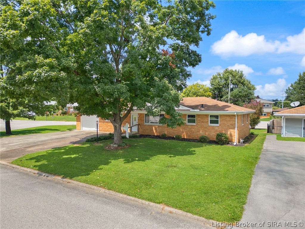 409 Wedgewood Drive Property Photo 2