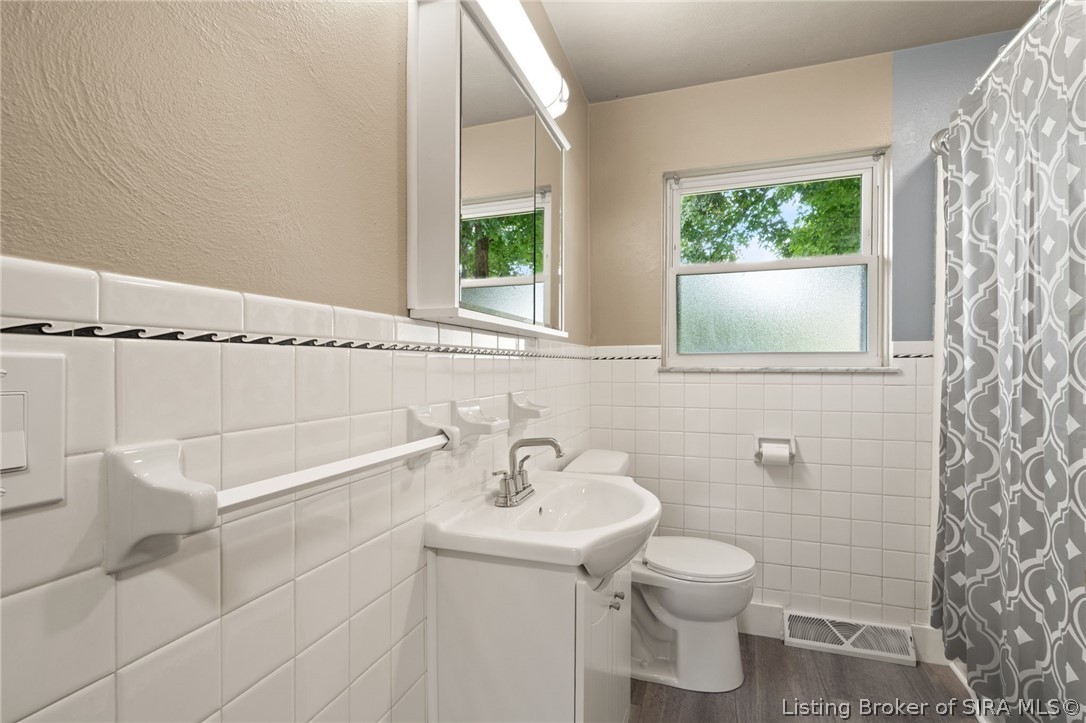 409 Wedgewood Drive Property Photo 25