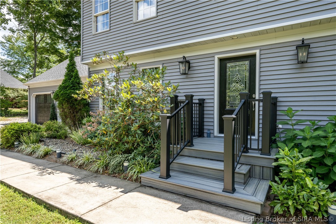 2016 Ridgeview Drive Property Photo 3