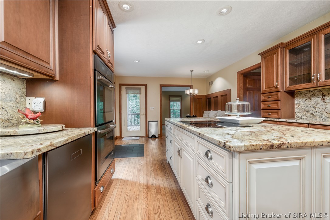 2016 Ridgeview Drive Property Photo 10