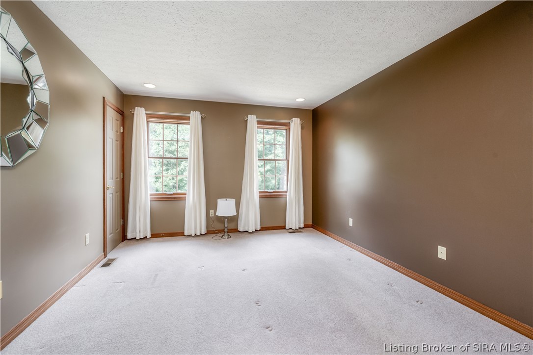 2016 Ridgeview Drive Property Photo 17