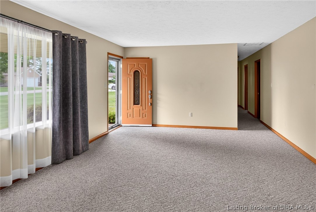 236 Agin Way Property Photo 4